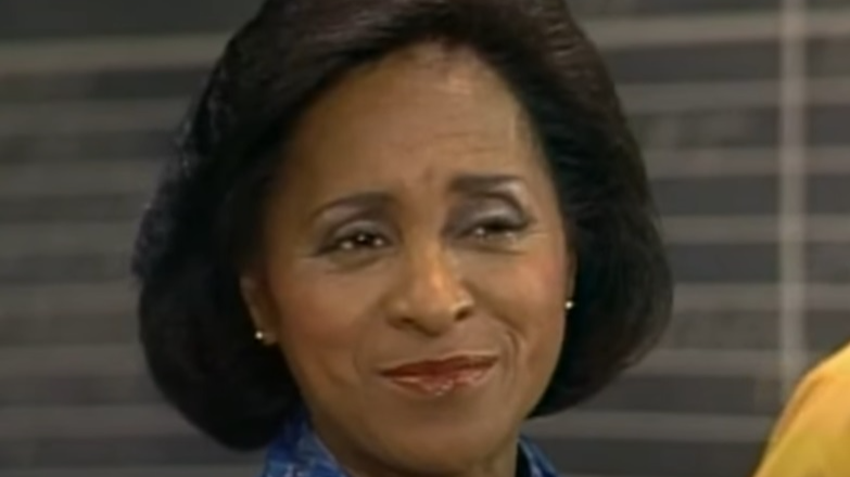 Screenshot from Checking In (1981)