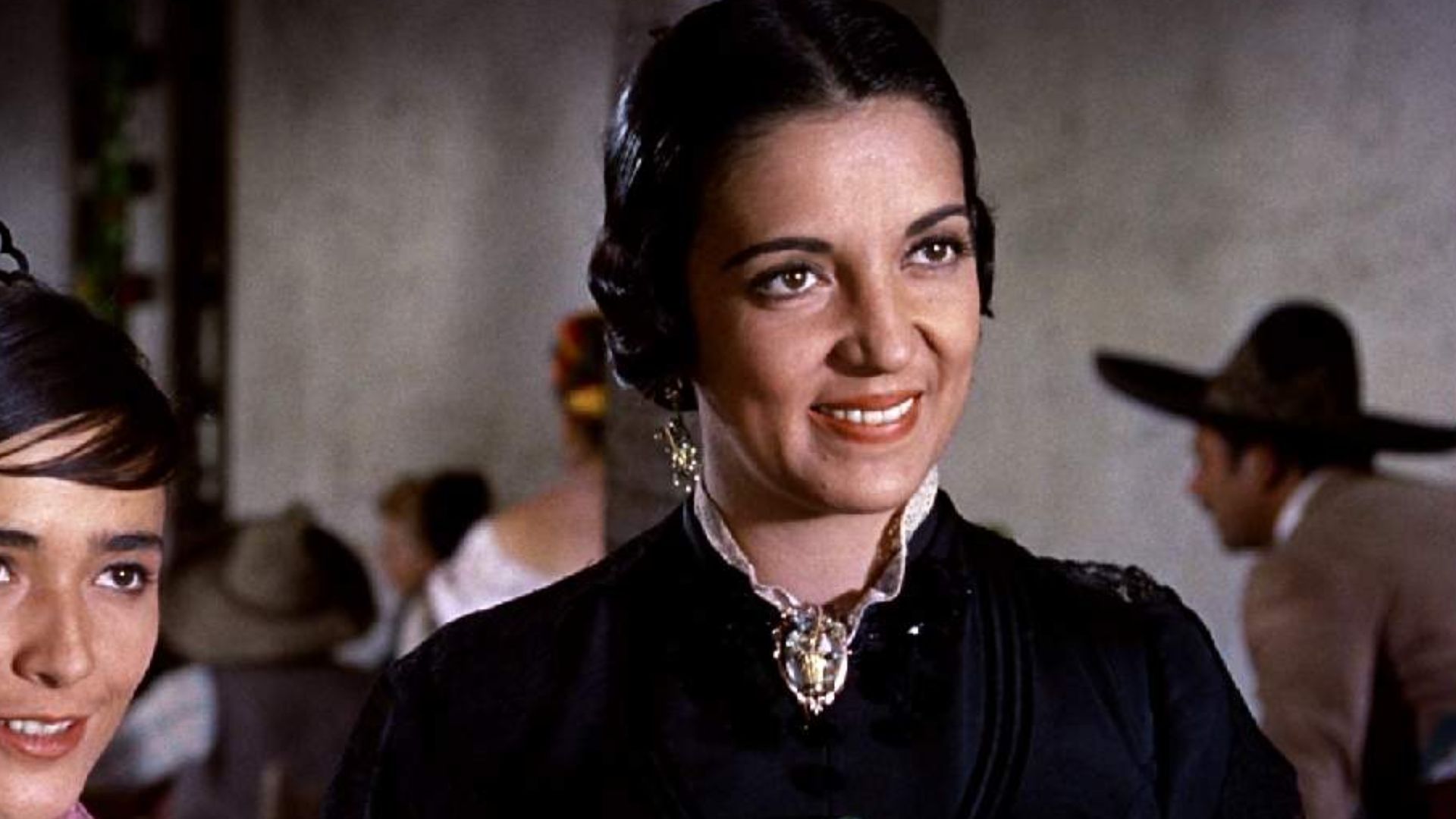 Pina Pellicer and Katy Jurado in One-Eyed Jacks (1961).