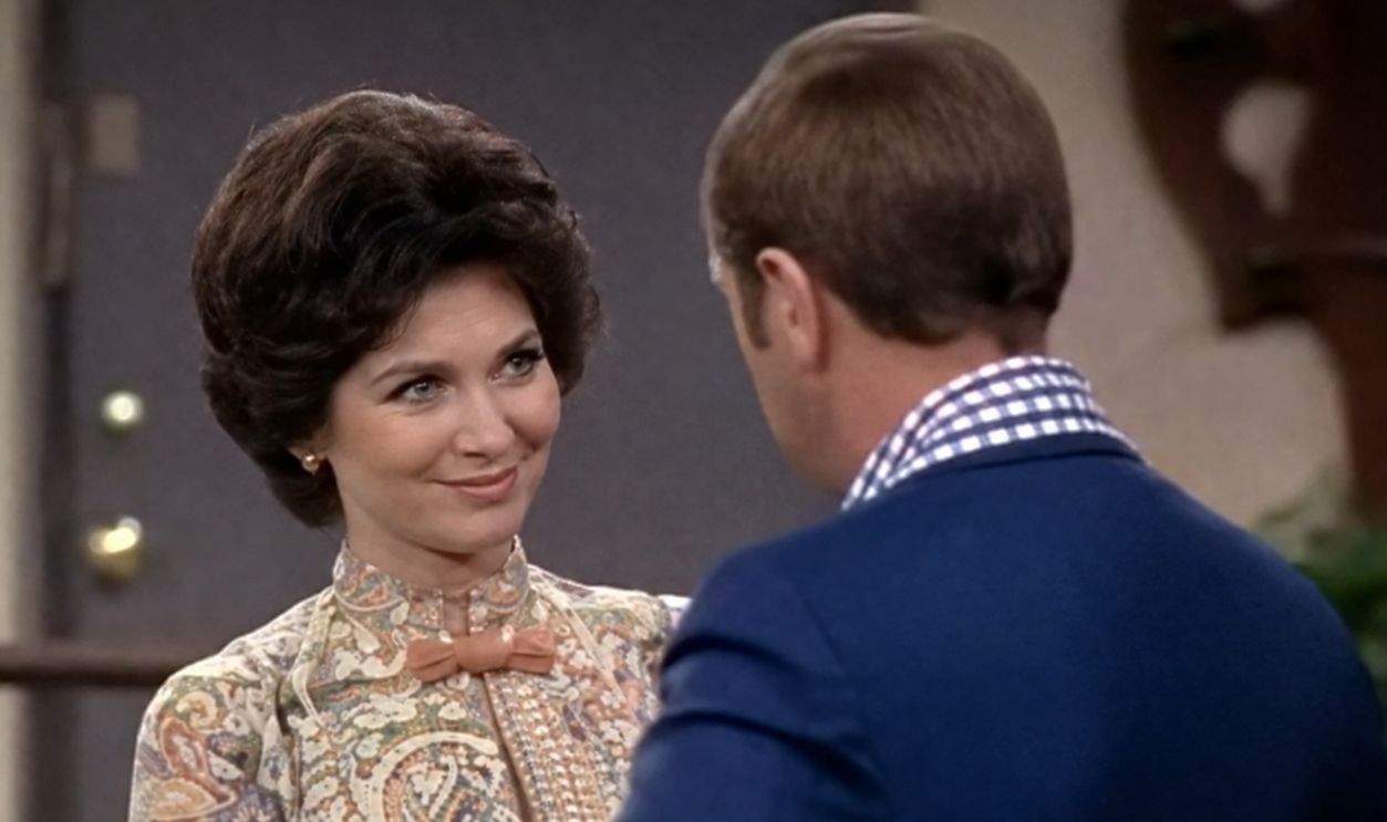 Screenshot from The Bob Newhart Show (1972-1978)