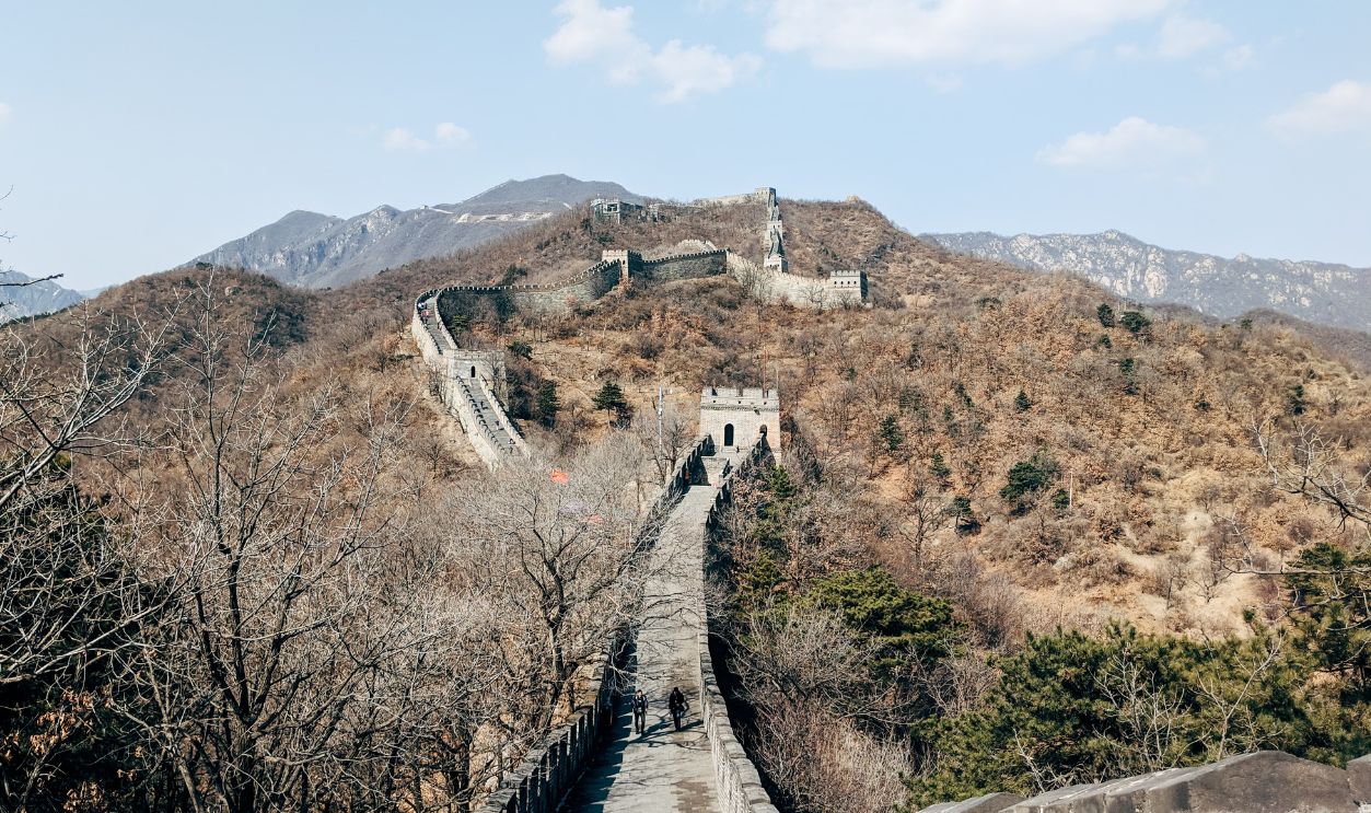 Scenic view of the Great Wall of China winding through the mountains near Beijing in autumn