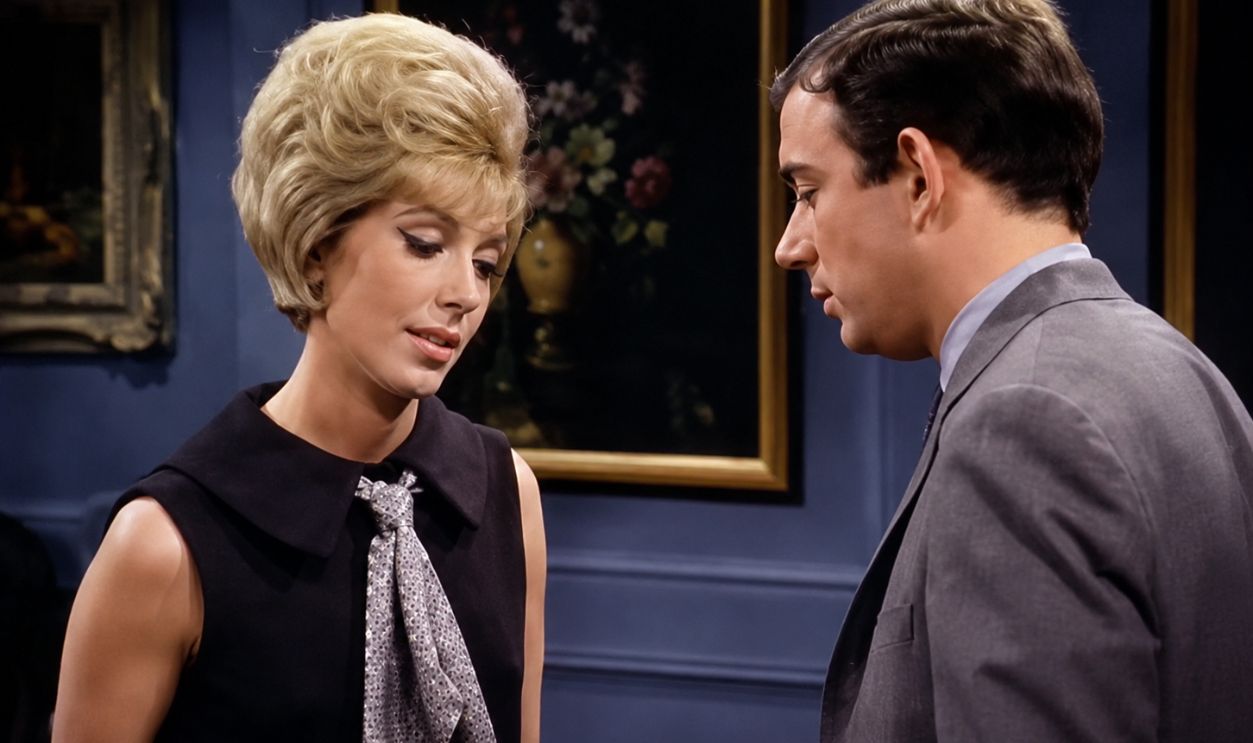   Screenshot from Hidden Faces (1968–1969)