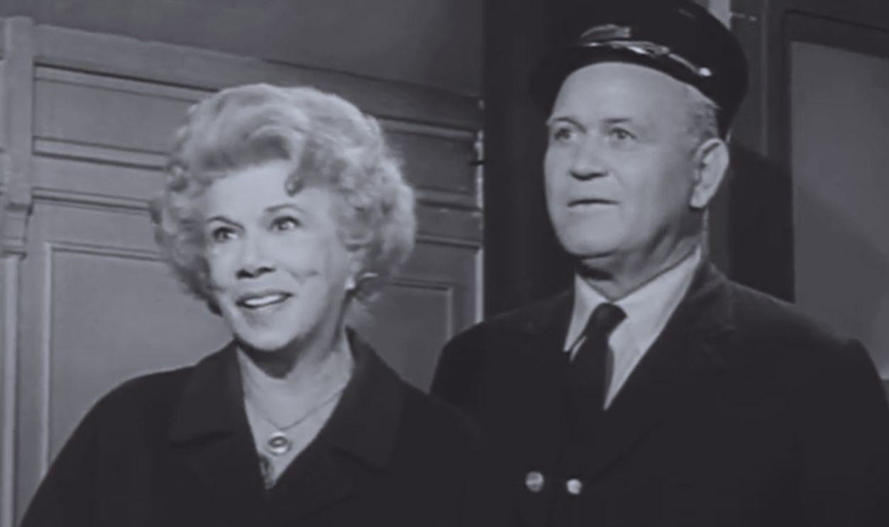 Screenshot from Petticoat Junction (1963-1970)