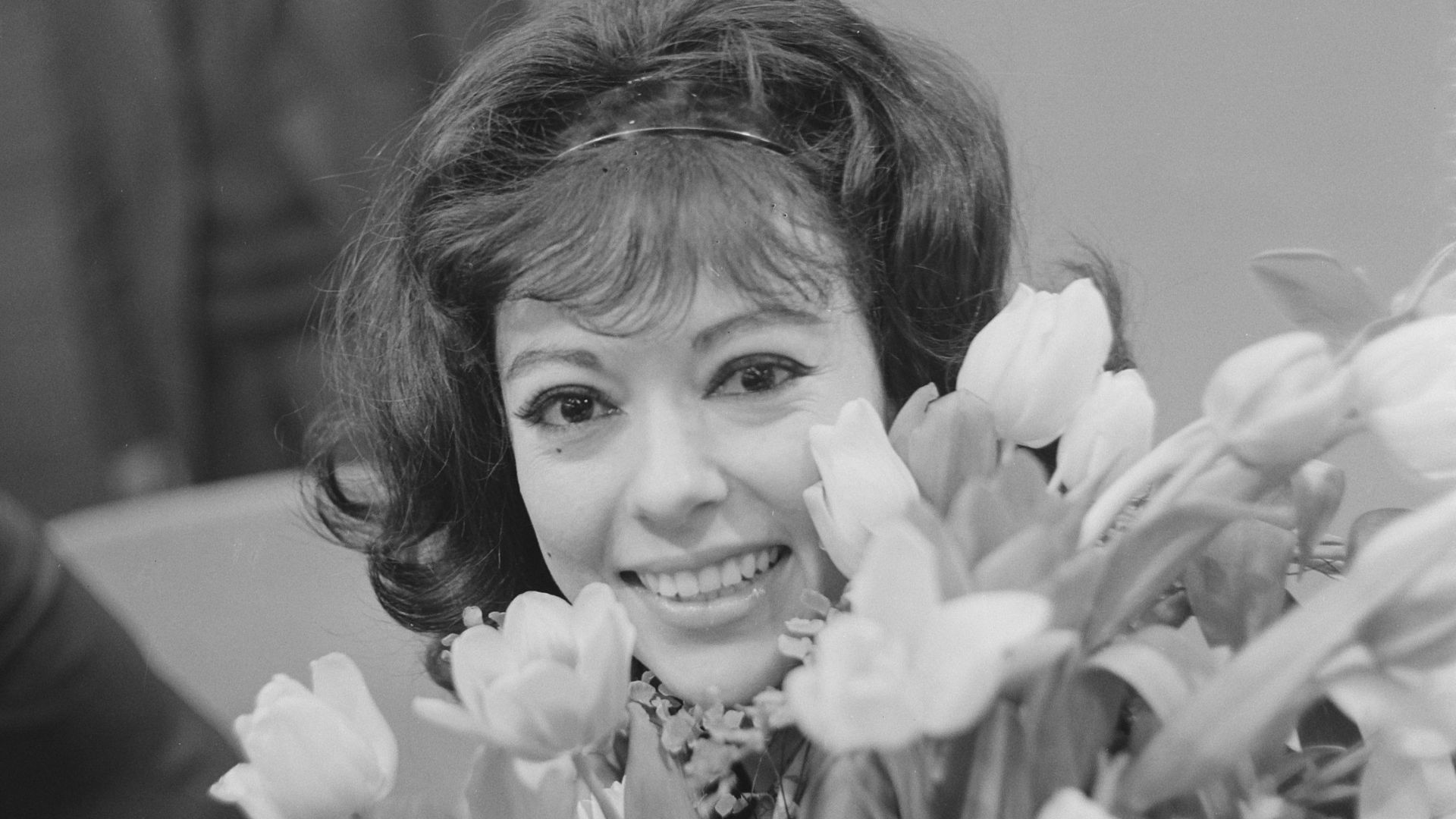 Collectie / Archief : Fotocollectie Anefo
Reportage / Serie : [ onbekend ]
Beschrijving : Rita Moreno in Nederland bekend uit de West Side Story
Datum : 28 februari 1963
Fotograaf : Nijs, Jac. de / Anefo
Auteursrechthebbende : Nationaal Archief
Materiaals