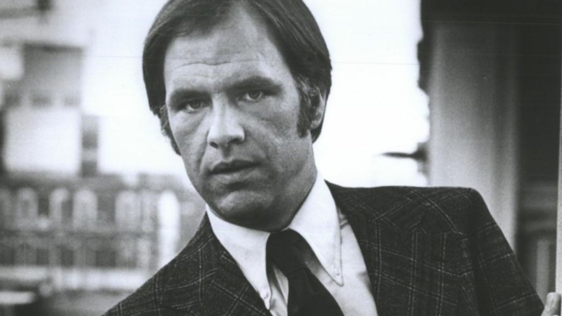 Robert Pine in Bert D'Angelo/Superstar in 1976