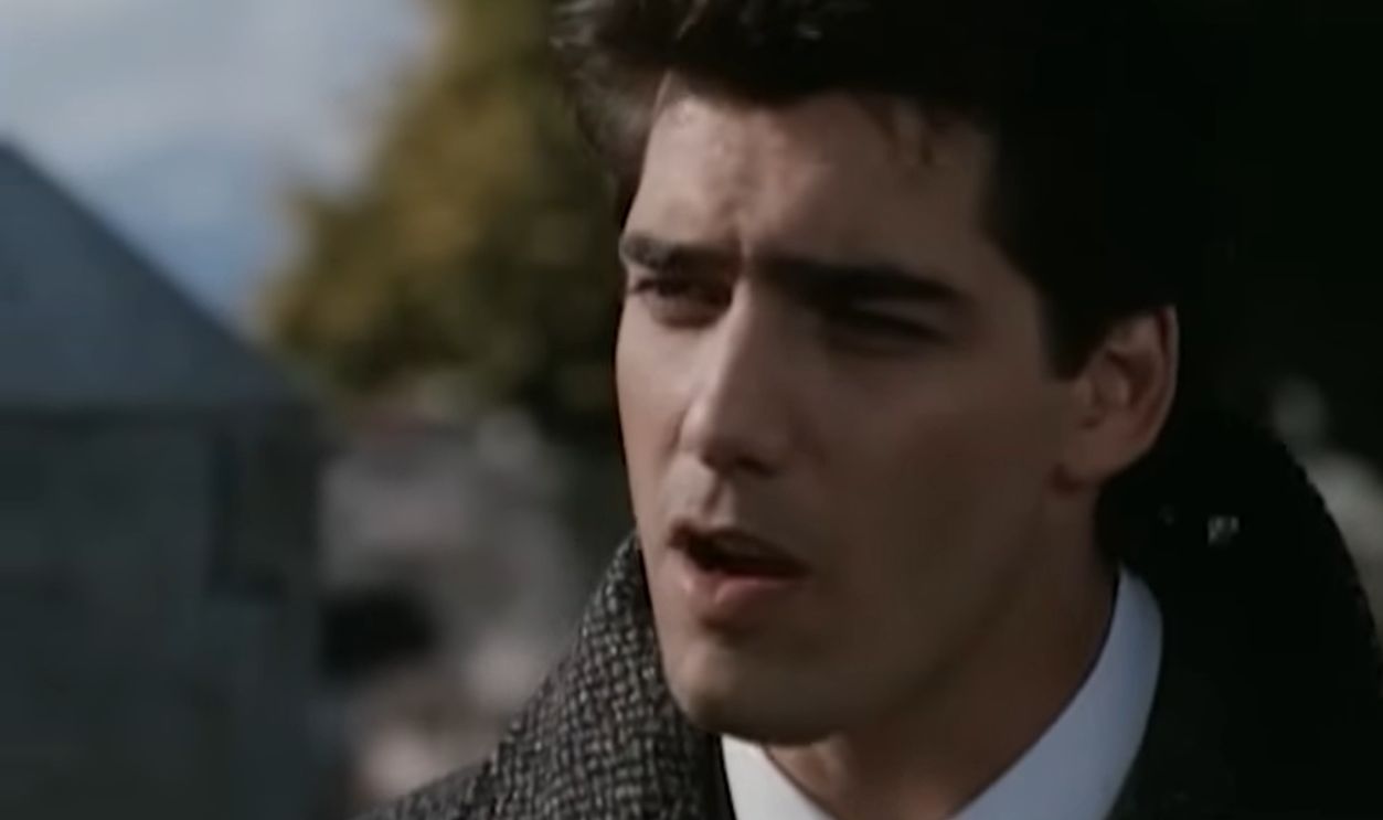 Screenshot from Wiseguy (1987-1990)
