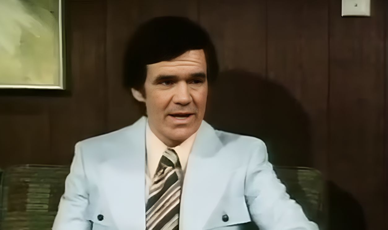 Screenshot from The Bob Newhart Show (1972–1978)