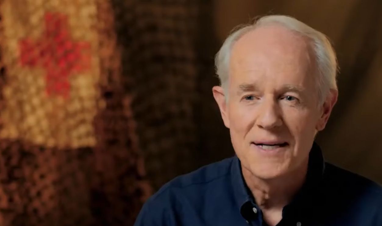 Screenshot from M*A*S*H: The Comedy That Changed Television (2024)