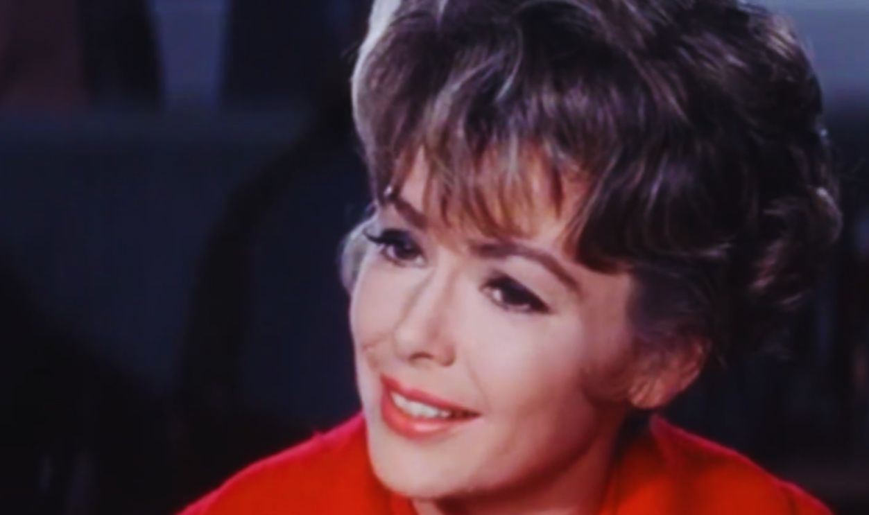 Screenshot from Come Blow Your Horn (1963)