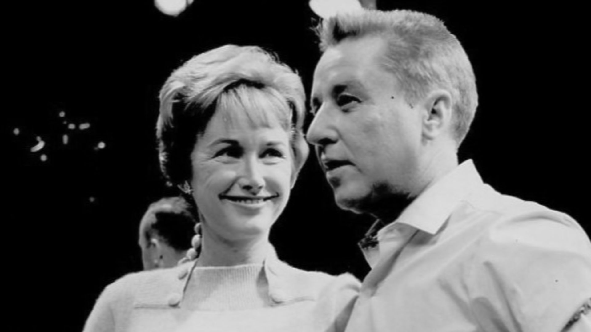 Photo of actress-singer Phyllis Avery and comedian-actor George Gobel.