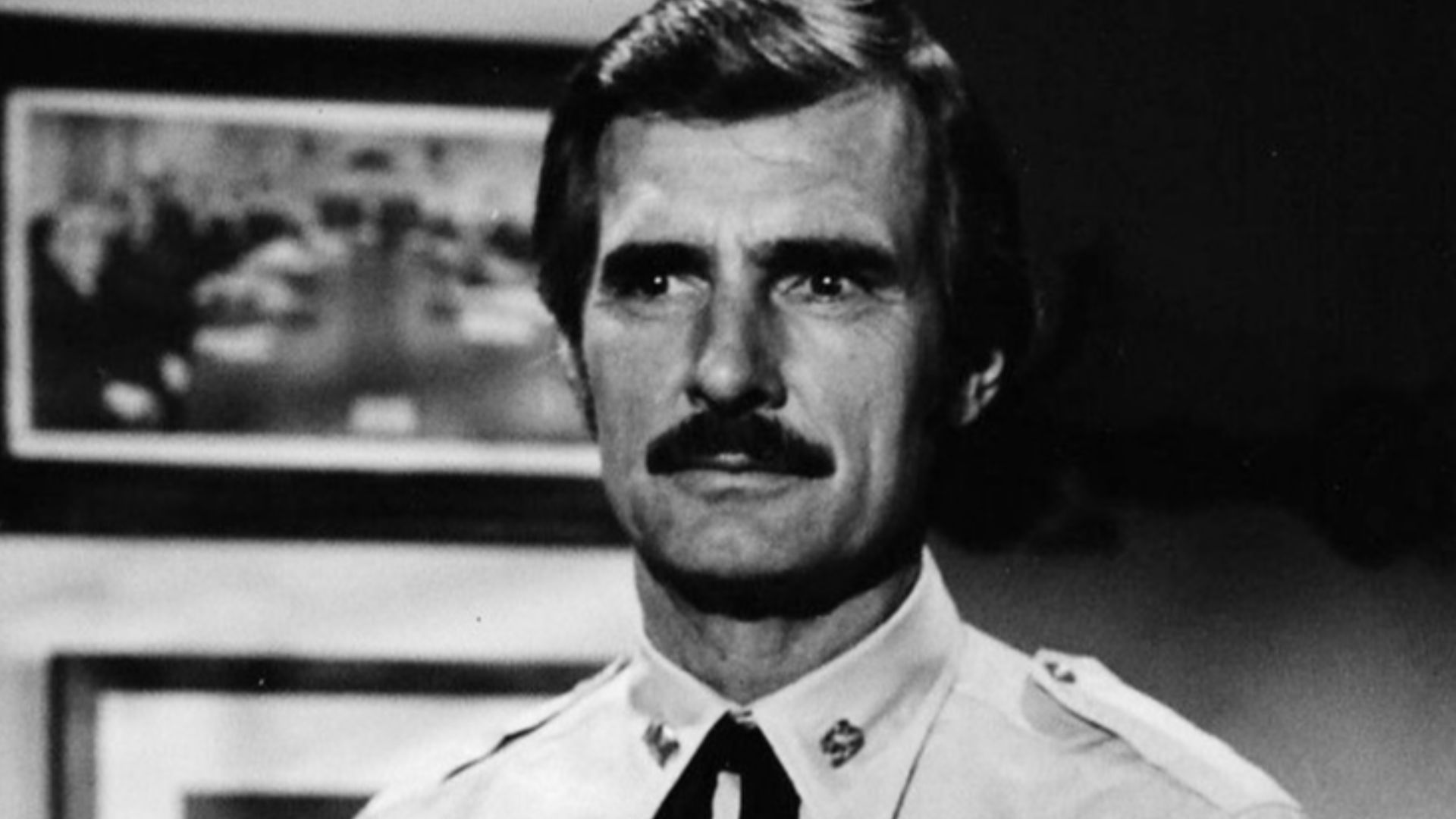 Photo of guest star Jack Cassidy and Dennis Weaver as Sam McCloud from the television series McCloud.