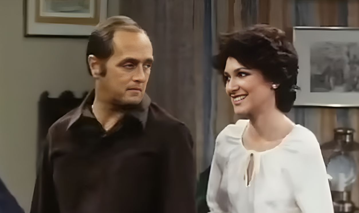 Screenshot from The Bob Newhart Show (1972–1978)