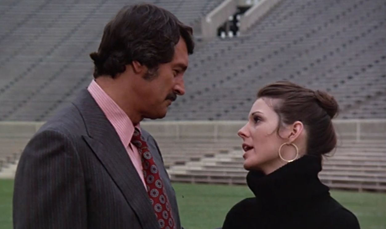 Screenshot from McMillan & Wife (1971–1977)