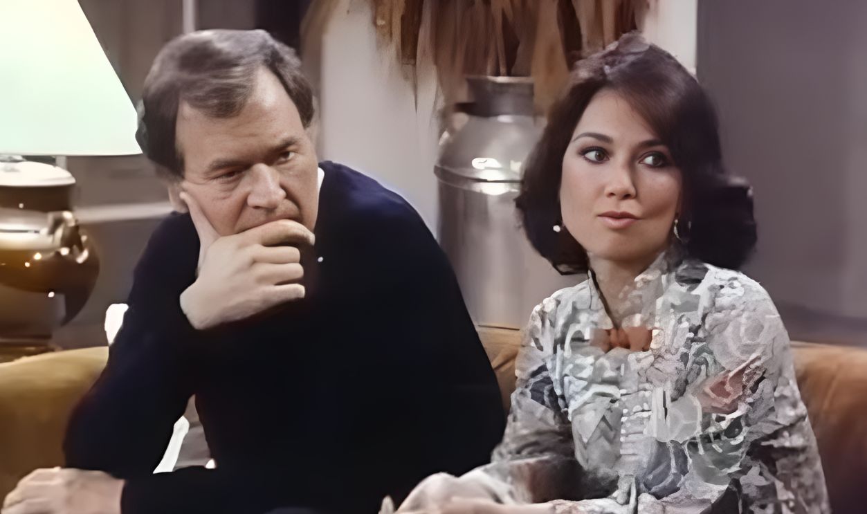 Screenshot from The Bob Newhart Show (1972–1978)