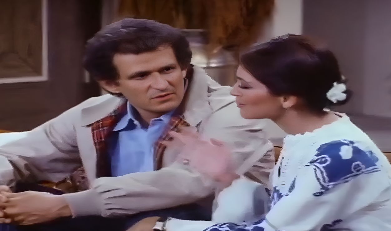 Screenshot from The Bob Newhart Show (1972–1978)