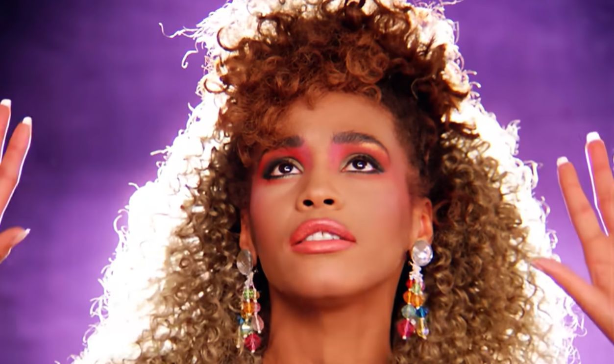 Screenshot from I Wanna Dance with Somebody (1987)