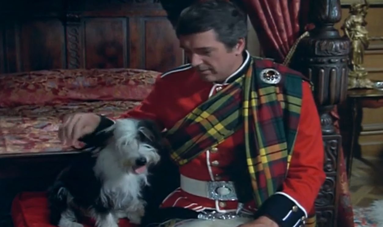 Screenshot from McMillan & Wife (1971–1977)