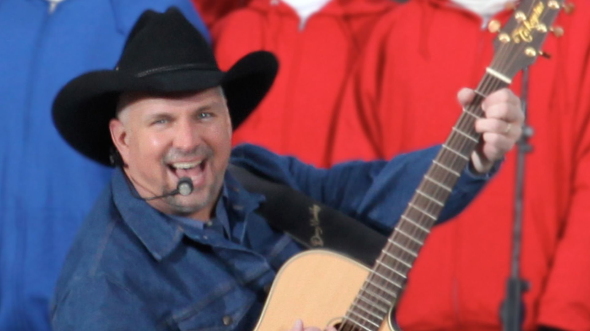 Garth Brooks singing the Don McLean song