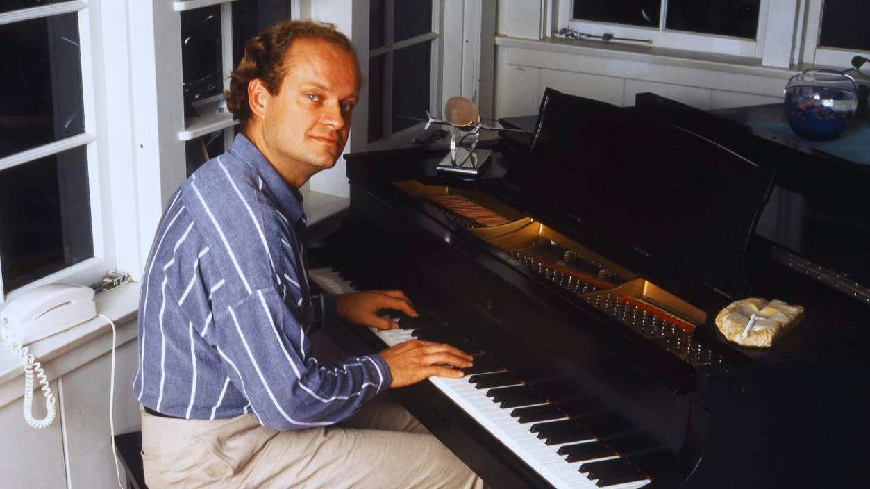 Gettyimages - 172588858, Kelsey Grammer Actor Kelsey Grammer at the piano, 1988.