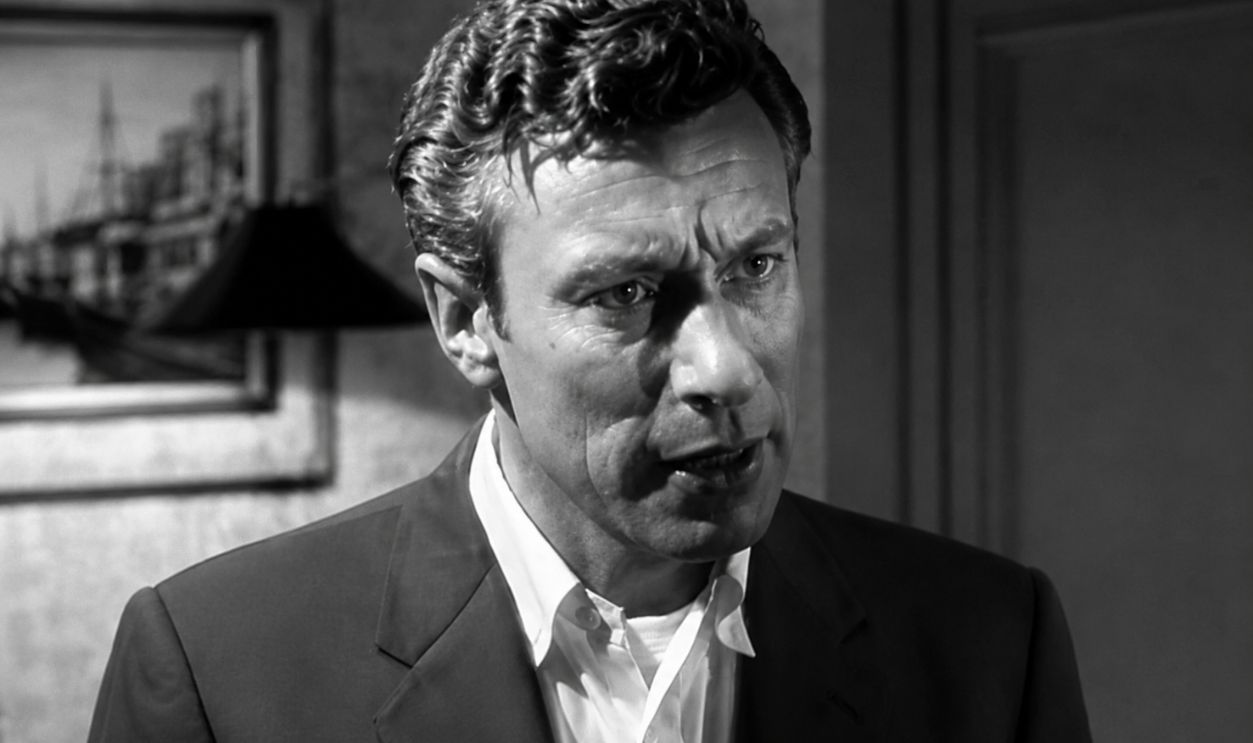 Mort Mills