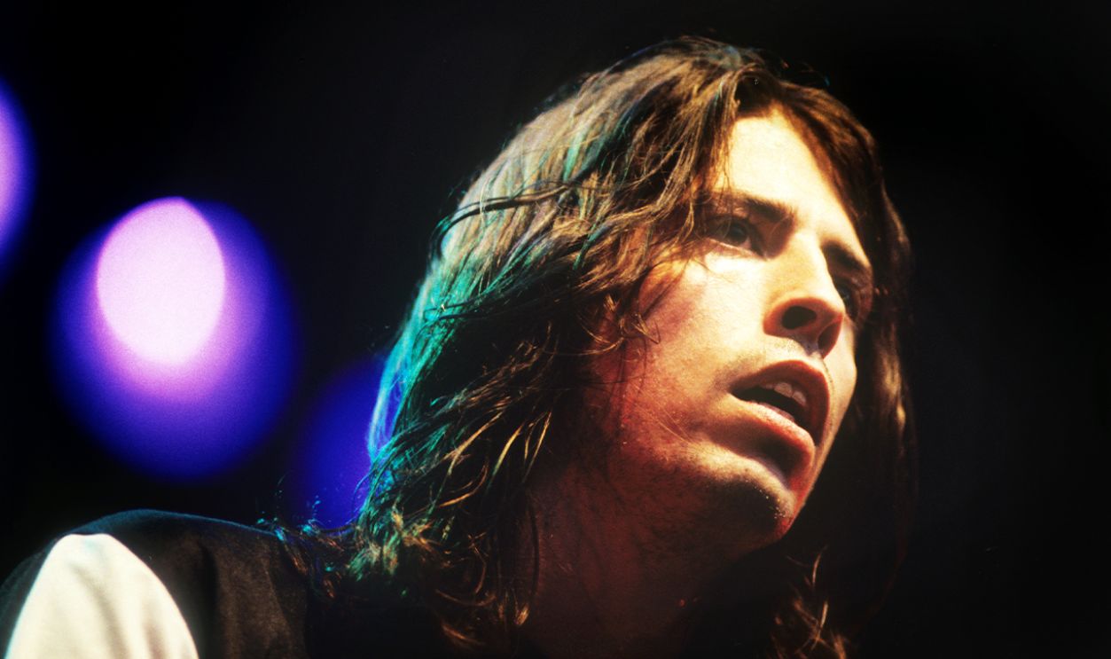 Foo Fighters, Dave Grohl, performing on stage, Pukkelpop Festival, Hasselt, Belgium, 25th August 1995.