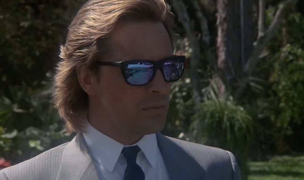 Screenshot from Miami Vice (1984-1989) 