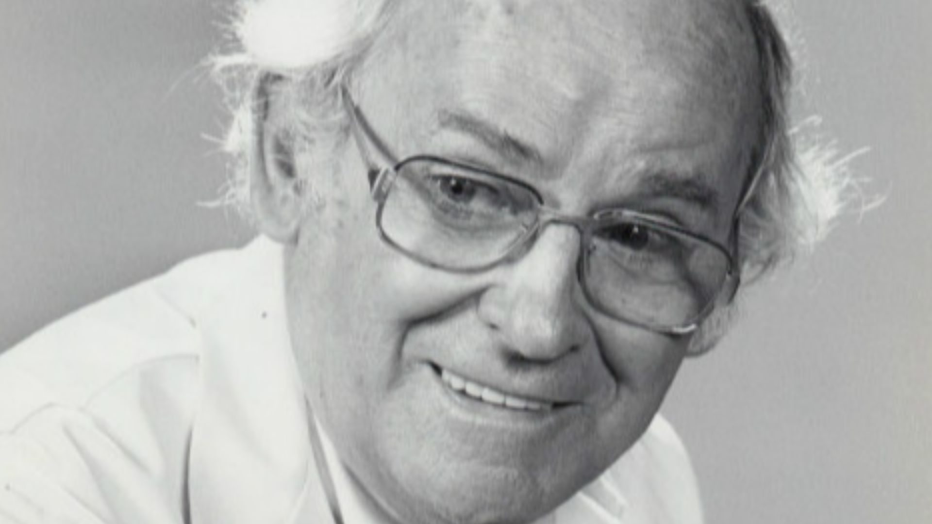 Publicity photo of Barnard Hughes as Dr. Joe Bogert from the television series Doc, 1975.