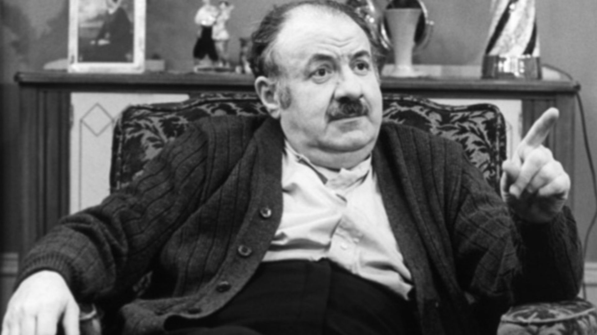Lou Jacobi portrays Ivan Petrovsky, headwaiter at Moscow's Hotel Metropole, in the premiere of the summer comedy series
