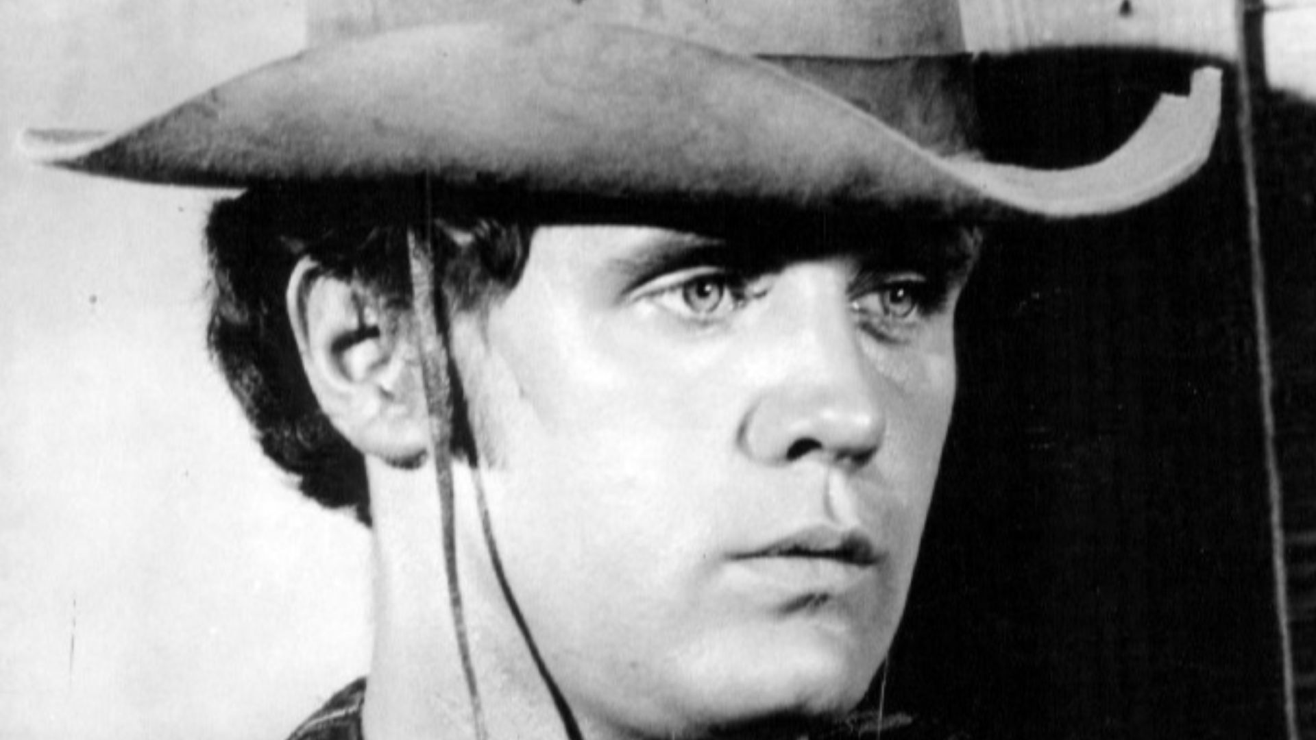 Photo of Mark Slade as Billy Blue Cannon from the television program The High Chaparral.