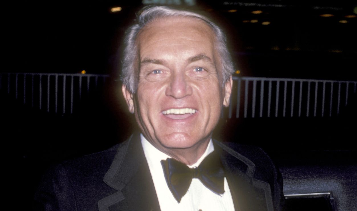 Actor Ted Knight attends the 33rd Annual Primetime Emmy Awards After Party on September 13, 1981 at Century Plaza Hotel in Los Angeles, California. 