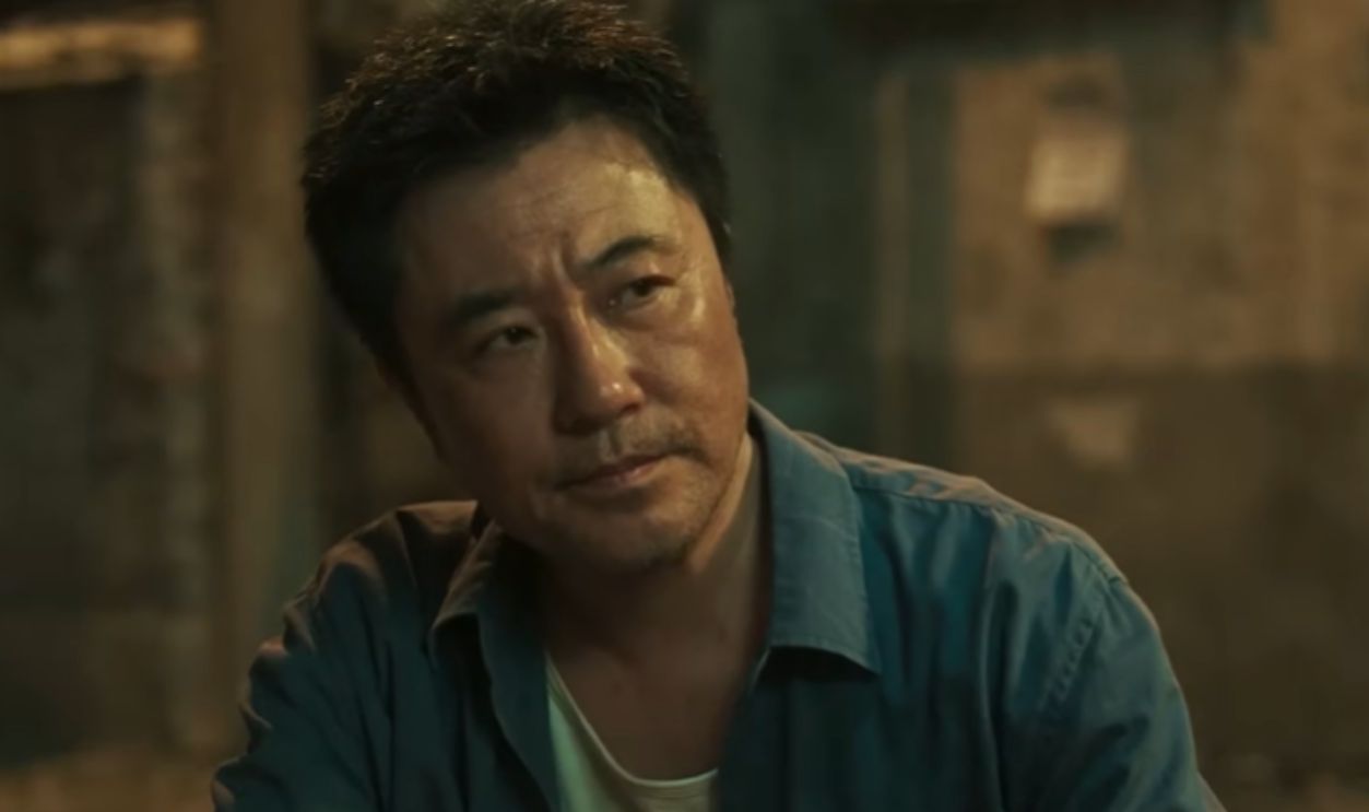 Screenshot from Dead End (2025)