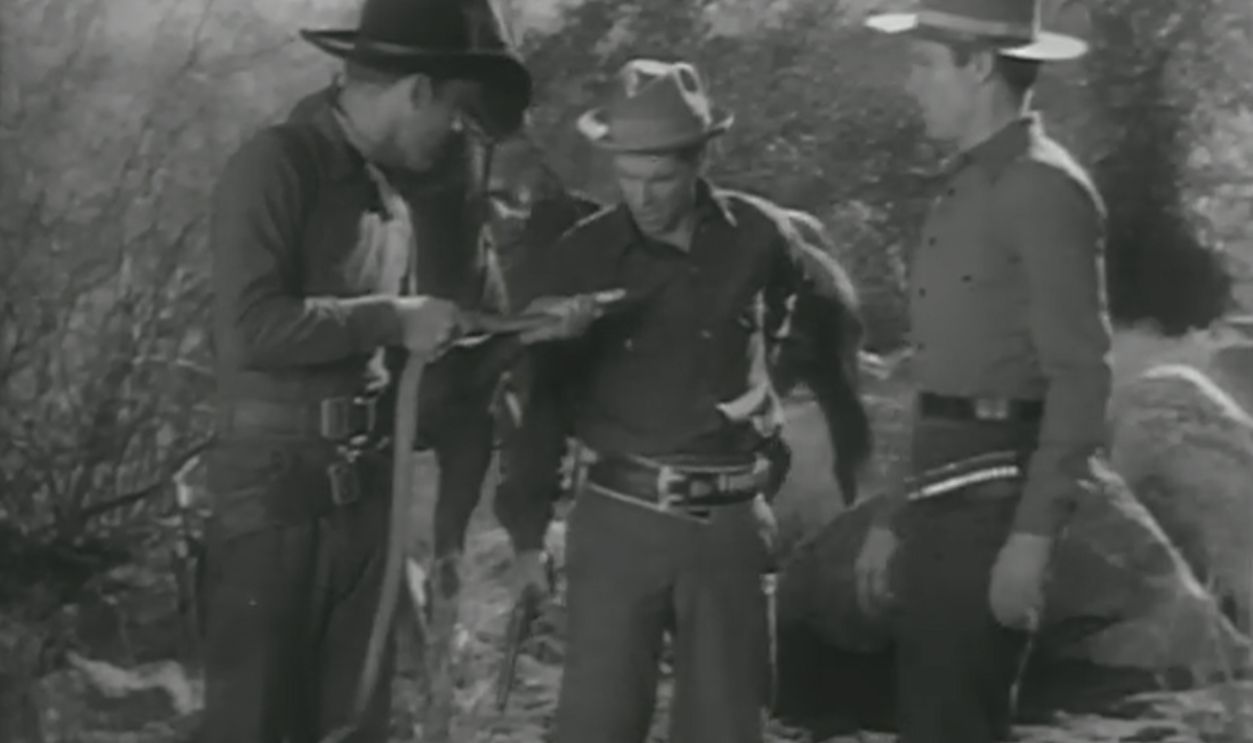 Screenshot from Desert Gold (1936)
