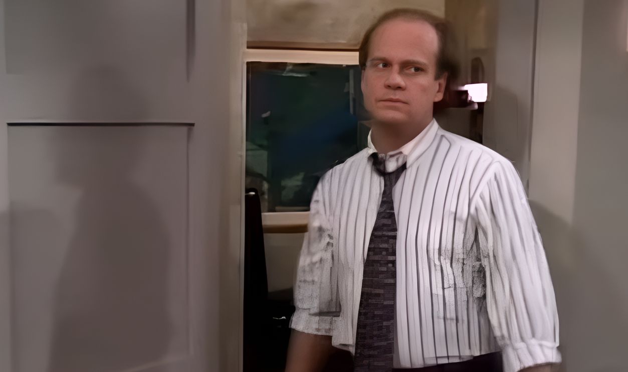 Screenshot from Frasier (1993–2004)