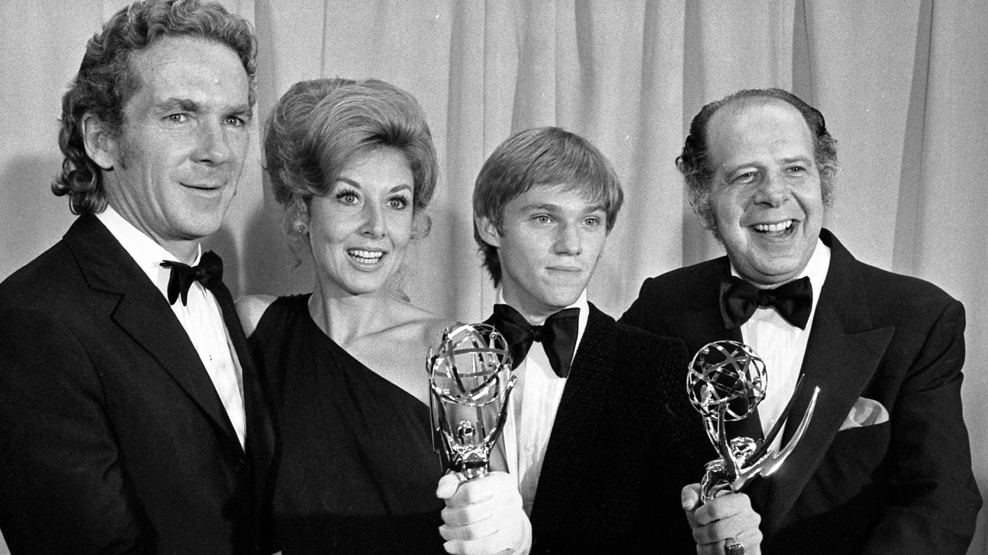 SERIES A WINNER—It was a night for The Waltons at Emmy awards show. The story about a depression family in the Blue Ridge Mountains was named best drama series and its stars were named the best actress and actor. From left, producer Robert L. Jacks, stars