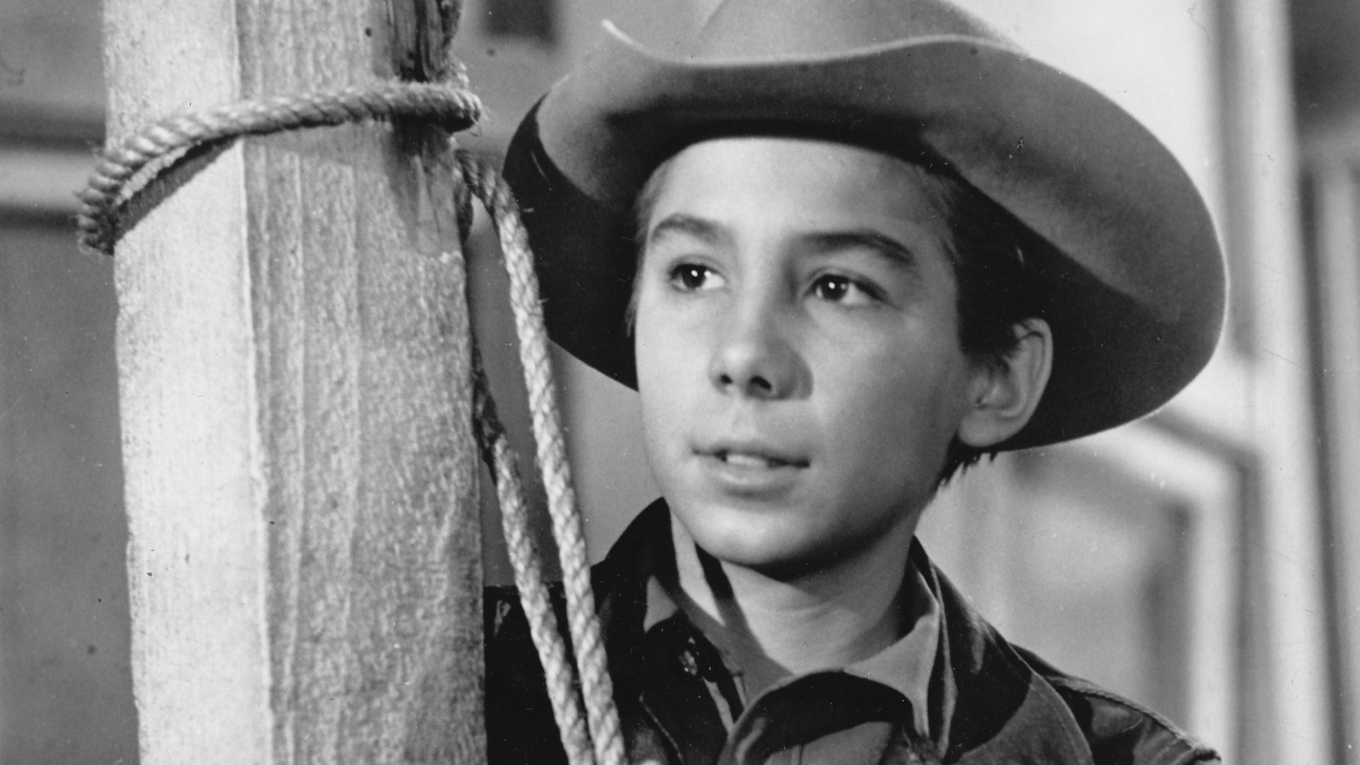 Publicity photo of American child actor, Johnny Crawford promoting his role on the ABC television series The Rifleman, circa 1961.