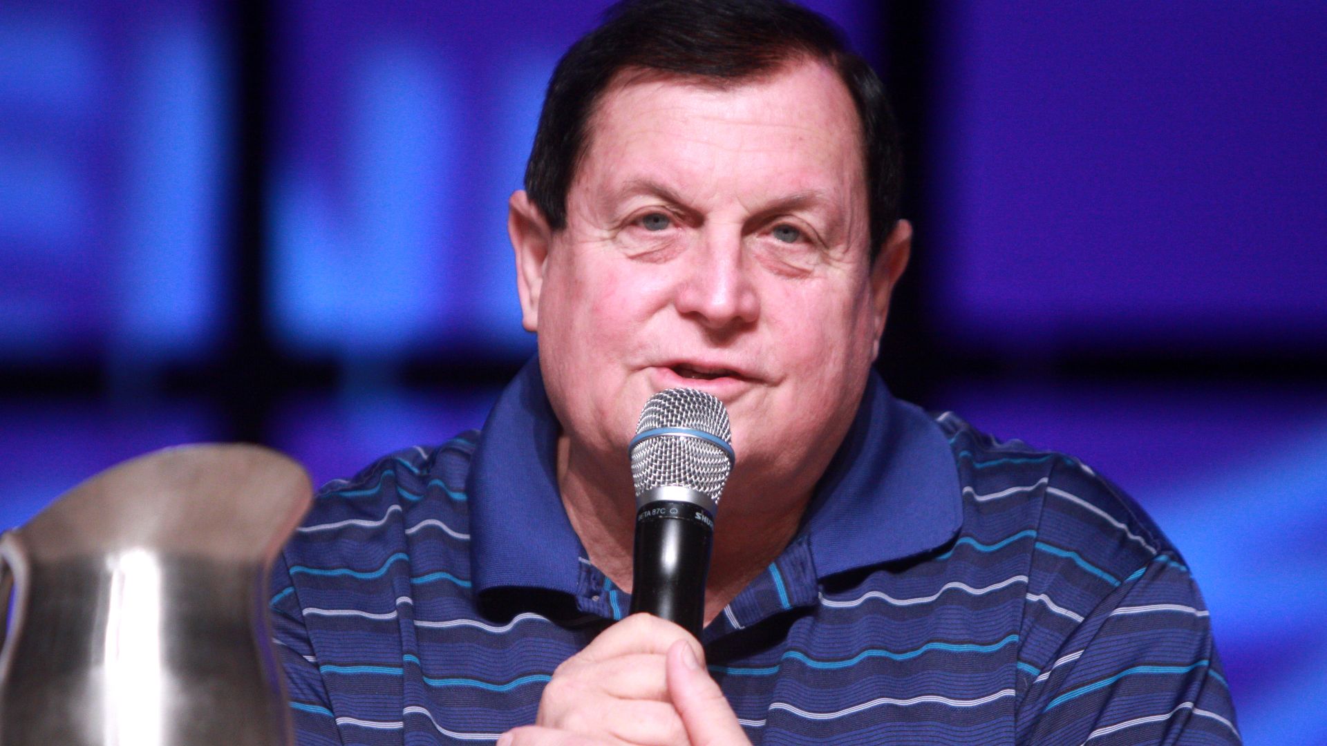 Burt Ward speaking at the 2014 Phoenix Comicon at the Phoenix Convention Center in Phoenix, Arizona.

Please attribute to Gage Skidmore if used elsewhere.