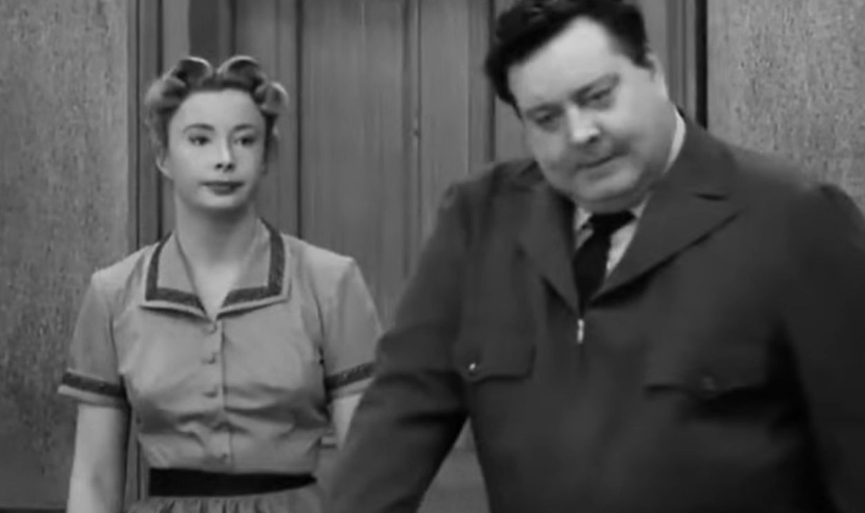 Screenshot from The Honeymooners (1955-1956)