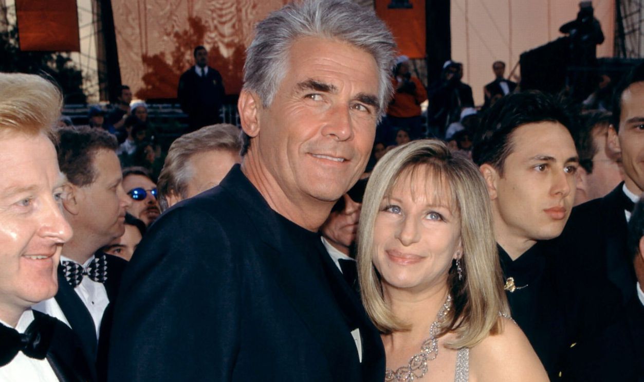 LOS ANGELES, CA - MARCH 24: Actor James Brolin and girlfriend singer Barbra Streisand attend The 69th Annual Academy Awards ceremony on March 24, 1997 at the Shrine Auditorium in Los Angeles, California.