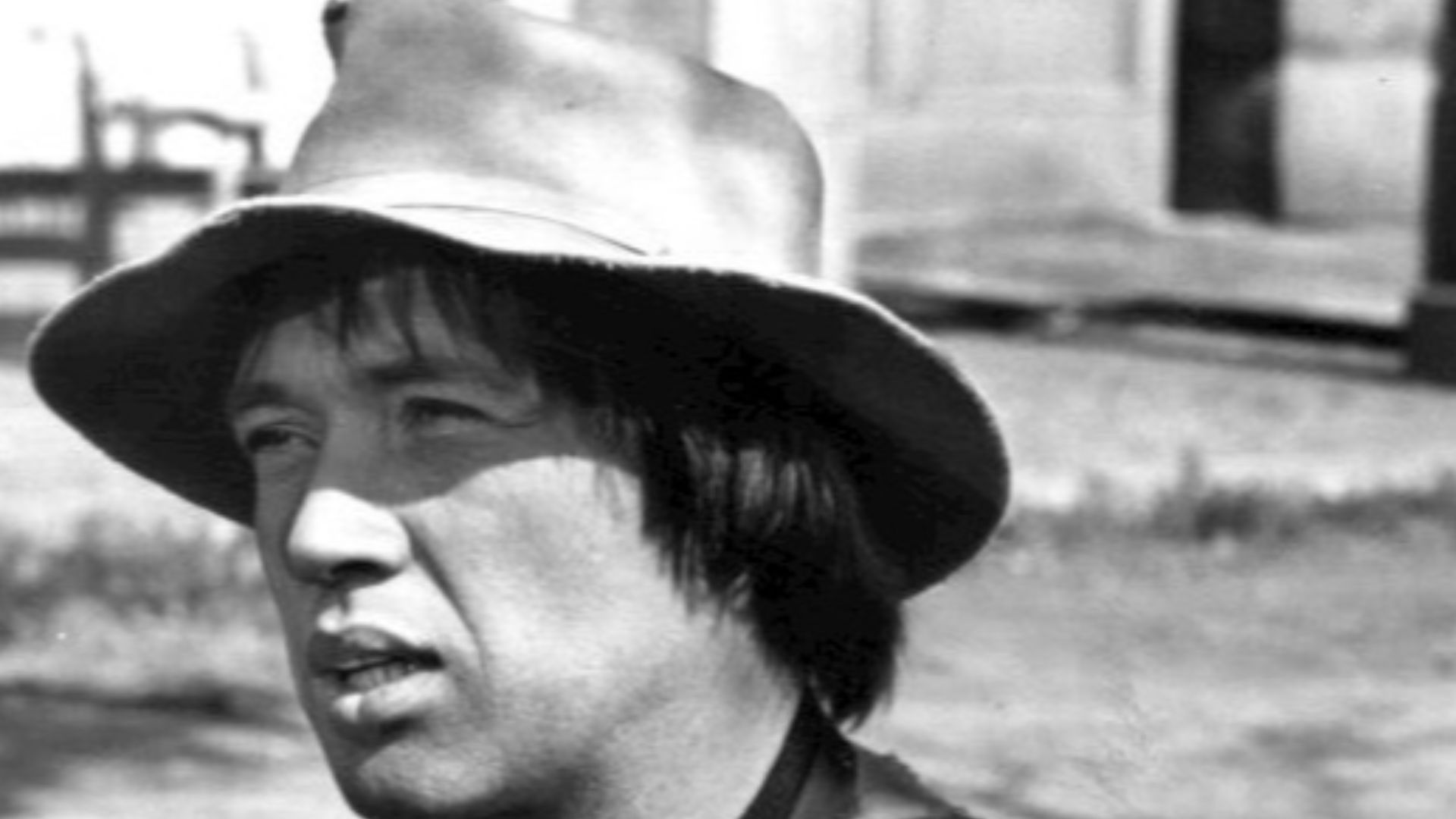 Photo of David Carradine and Chief Dan George from the television program Kung Fu.