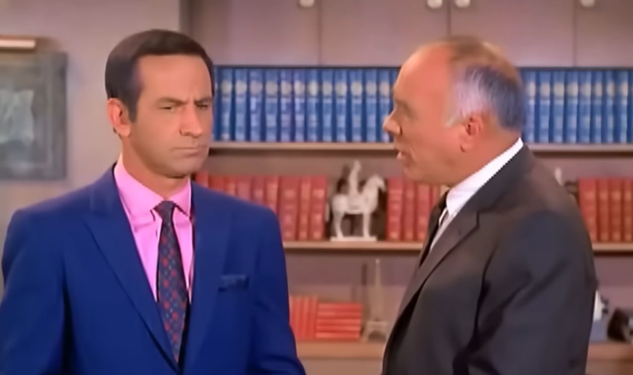 Screenshot from Get Smart (1965–1970)