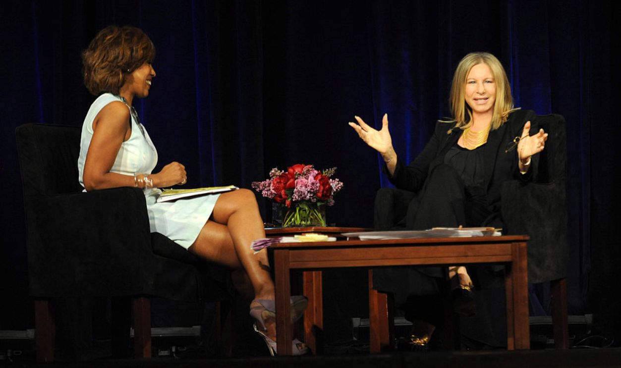 (EXCLUSIVE, Premium Rates Apply) NEW YORK - MAY 25: *Exclusive* Barbra Streisand discussing her upcoming book 
