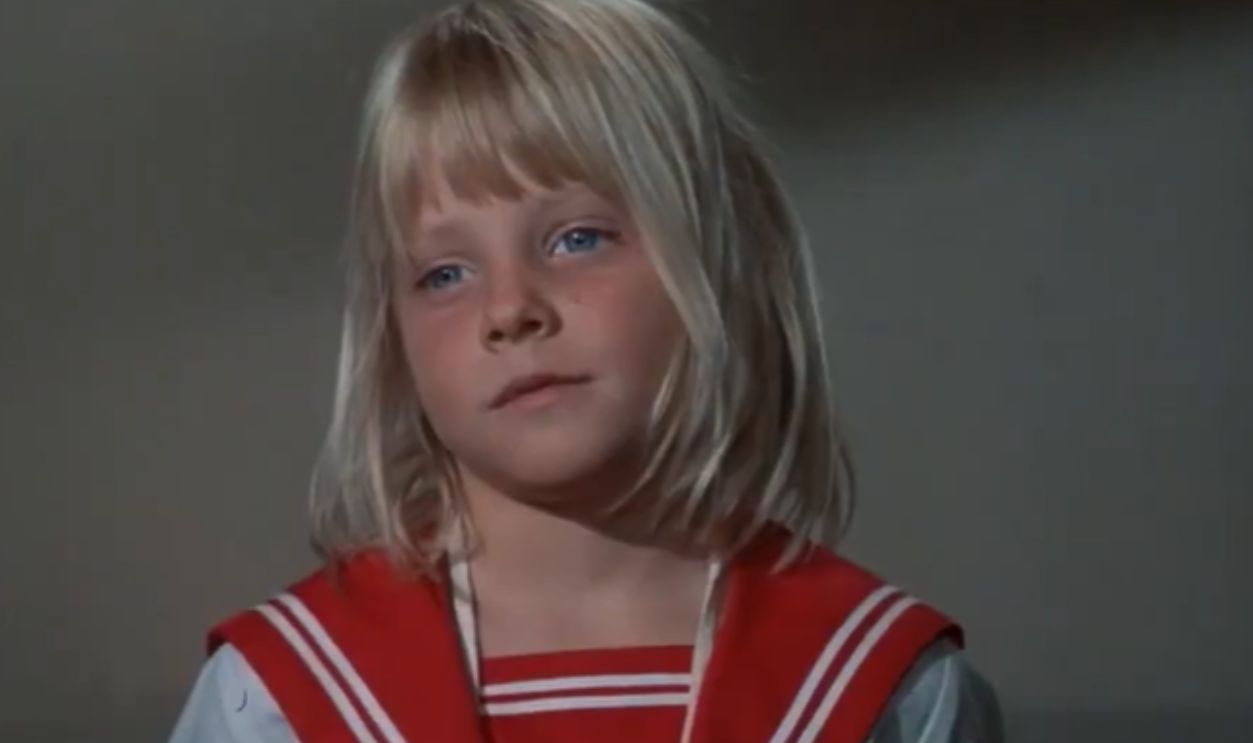 Screenshot from The Courtship Of Eddie's Father (1963)