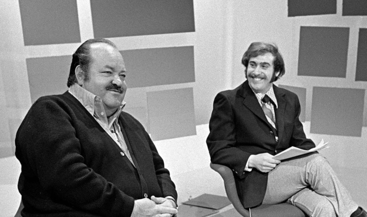 OSHKOSH - APRIL 5: William Conrad, star of CBS television private investigator drama, Cannon, visits the University of Wisconsin, Oshkosh, to conduct a series of discussions with students, over several days, about radio and television. April 5, 1973.