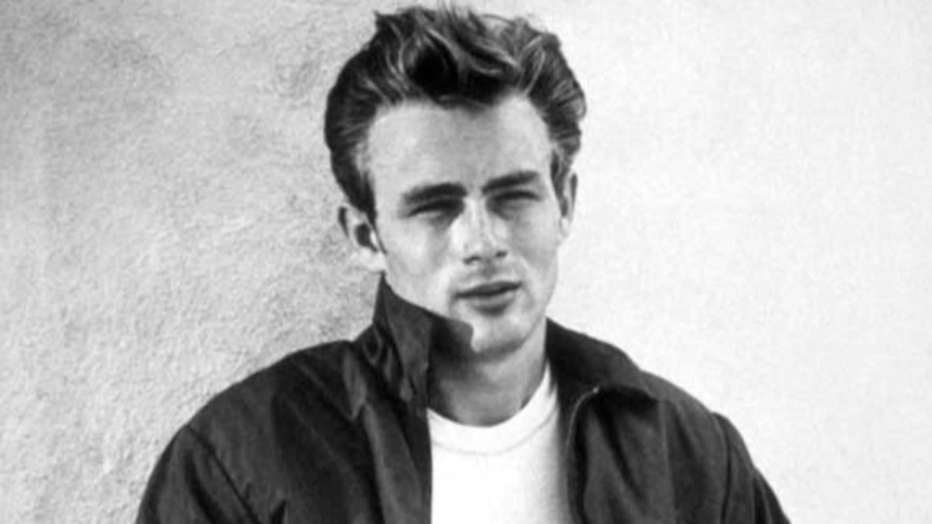 Publicity still of James Dean for the film Rebel Without a Cause