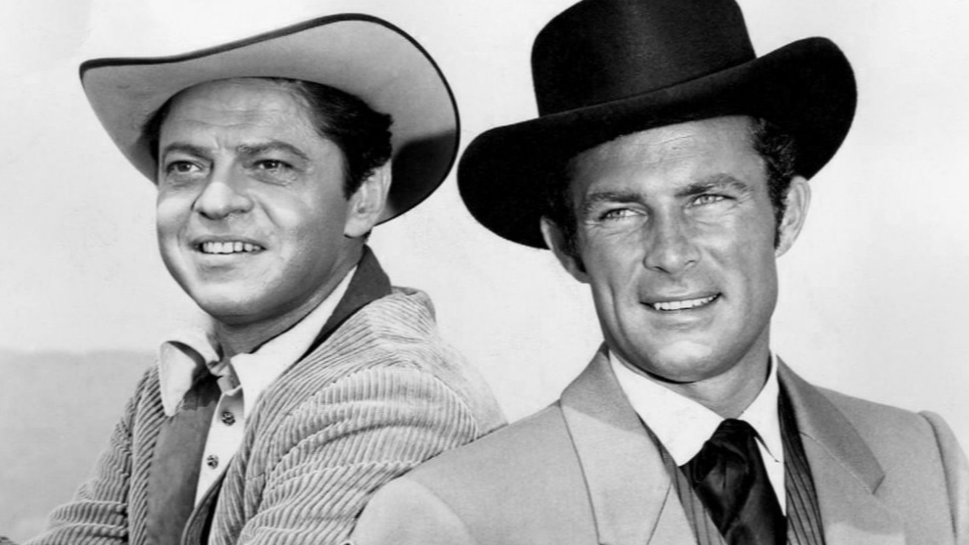 Photo of Ross Martin as Artemus Gordon and Robert Conrad as James West from the television program The Wild, Wild West.