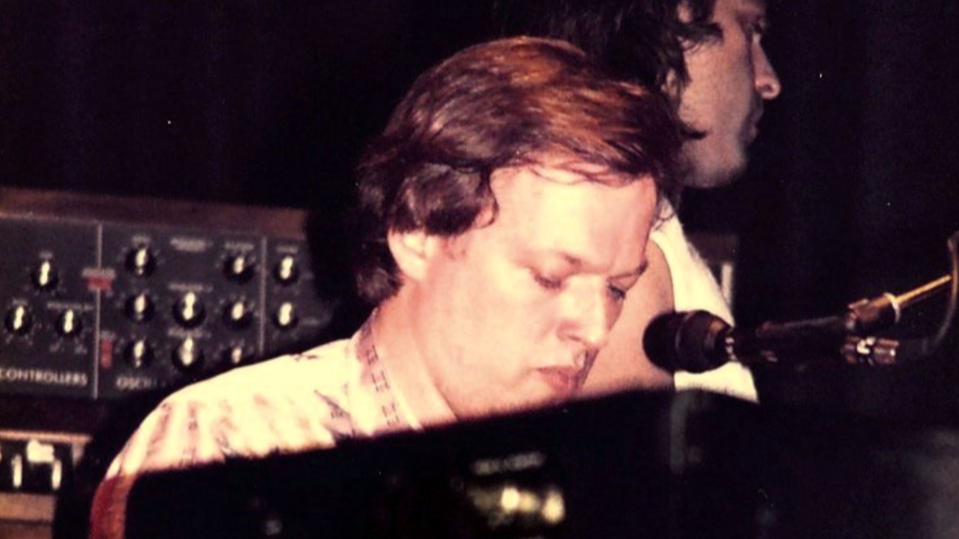 David Gilmour - on Piano