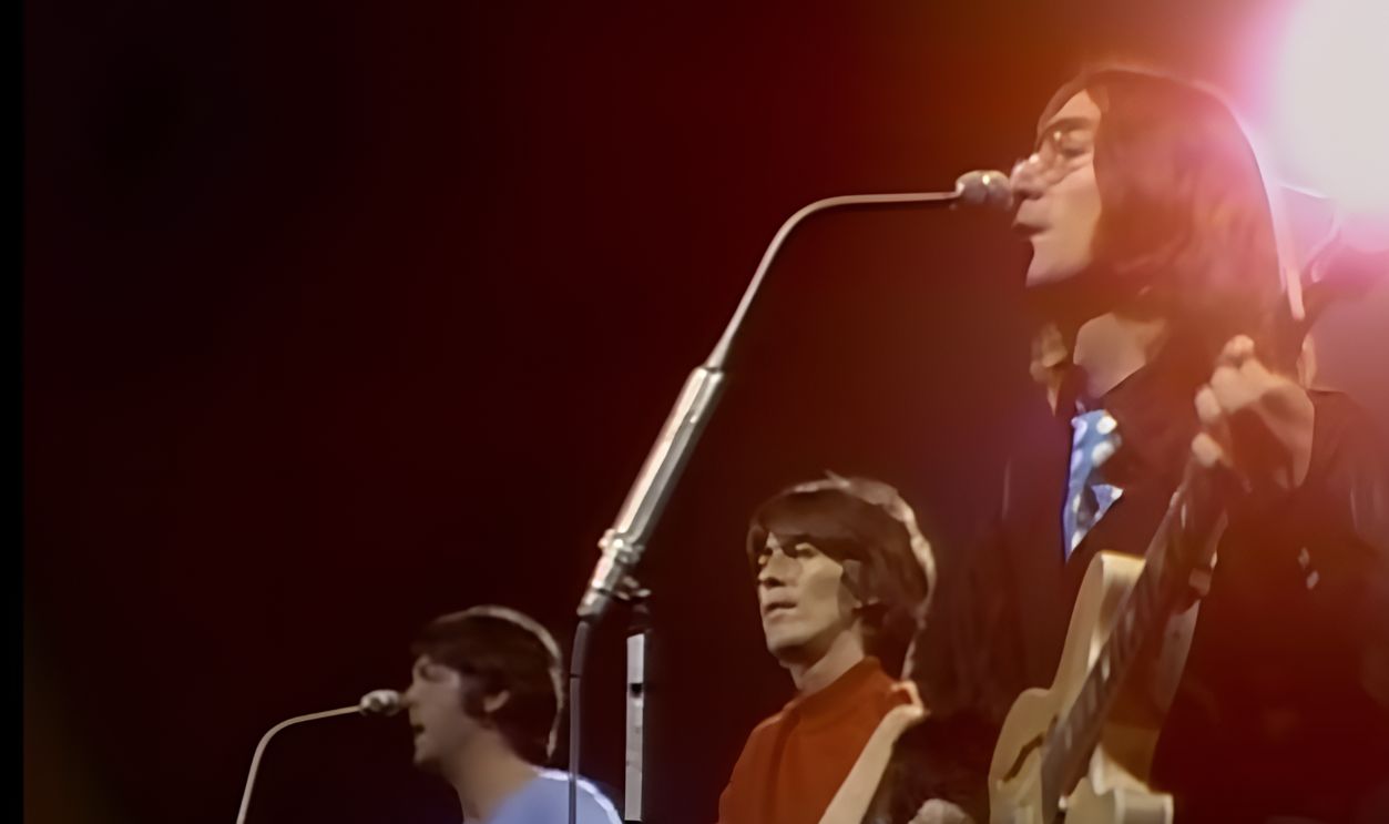 Screenshot from Revolution  (1968)