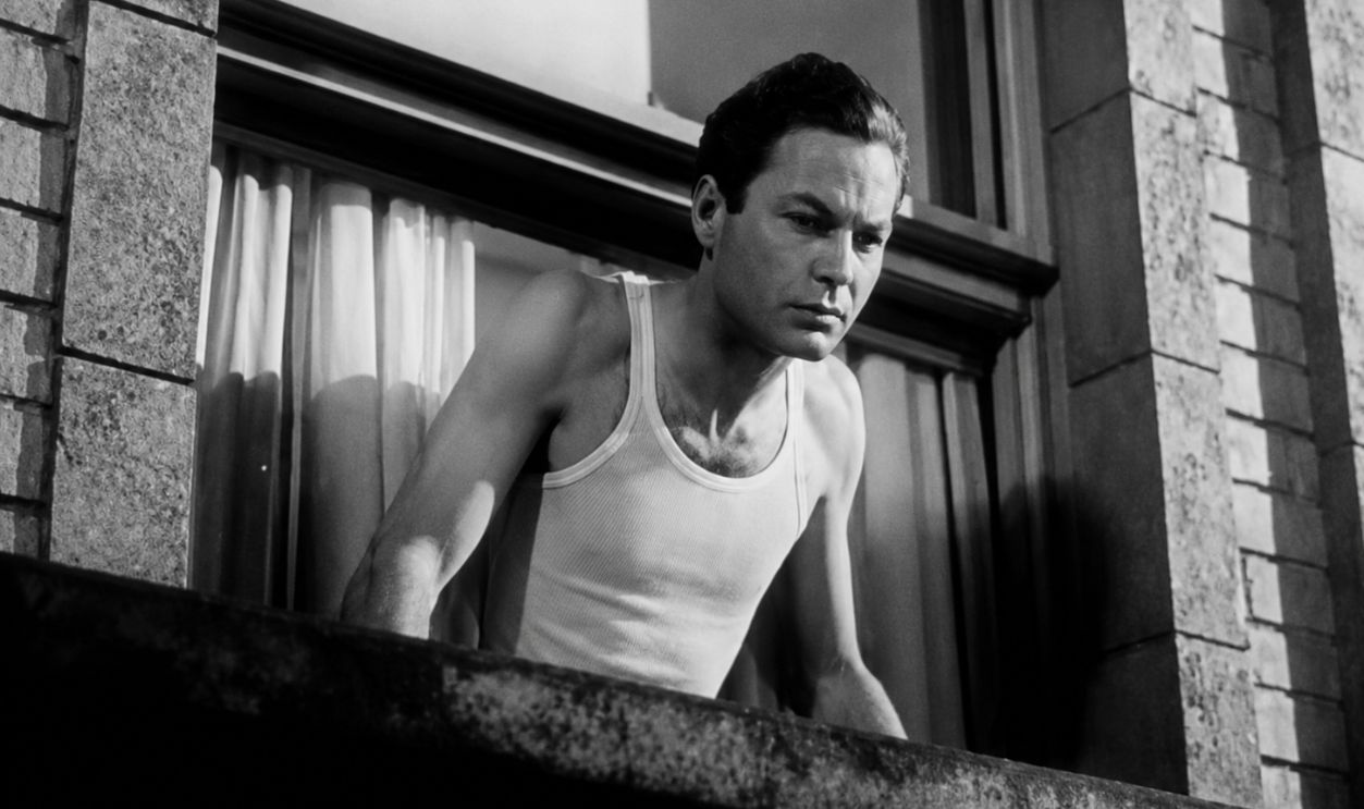 Screenshot from Fear in the Night (1947)