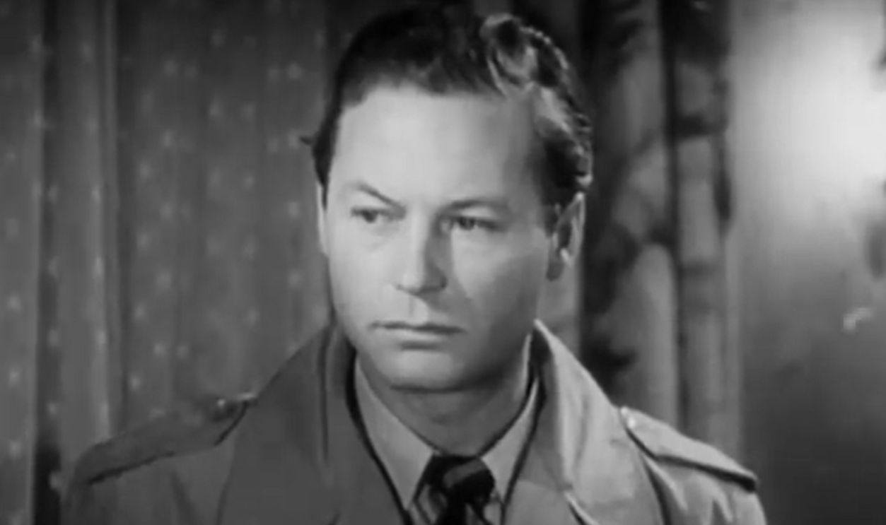 Screenshot from Fear in the Night (1947)