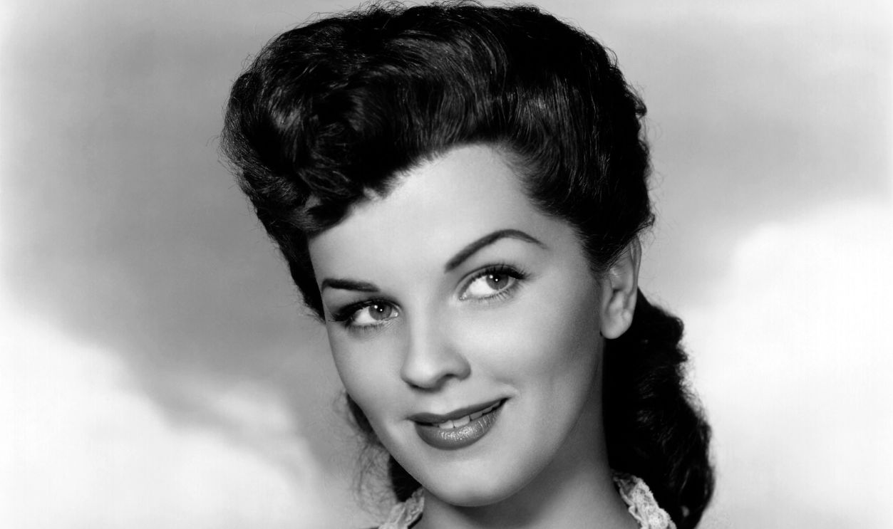 Getty Images - 1065227766 - Actress Lisa Gaye in a scene from the movie "Drums Across the River".