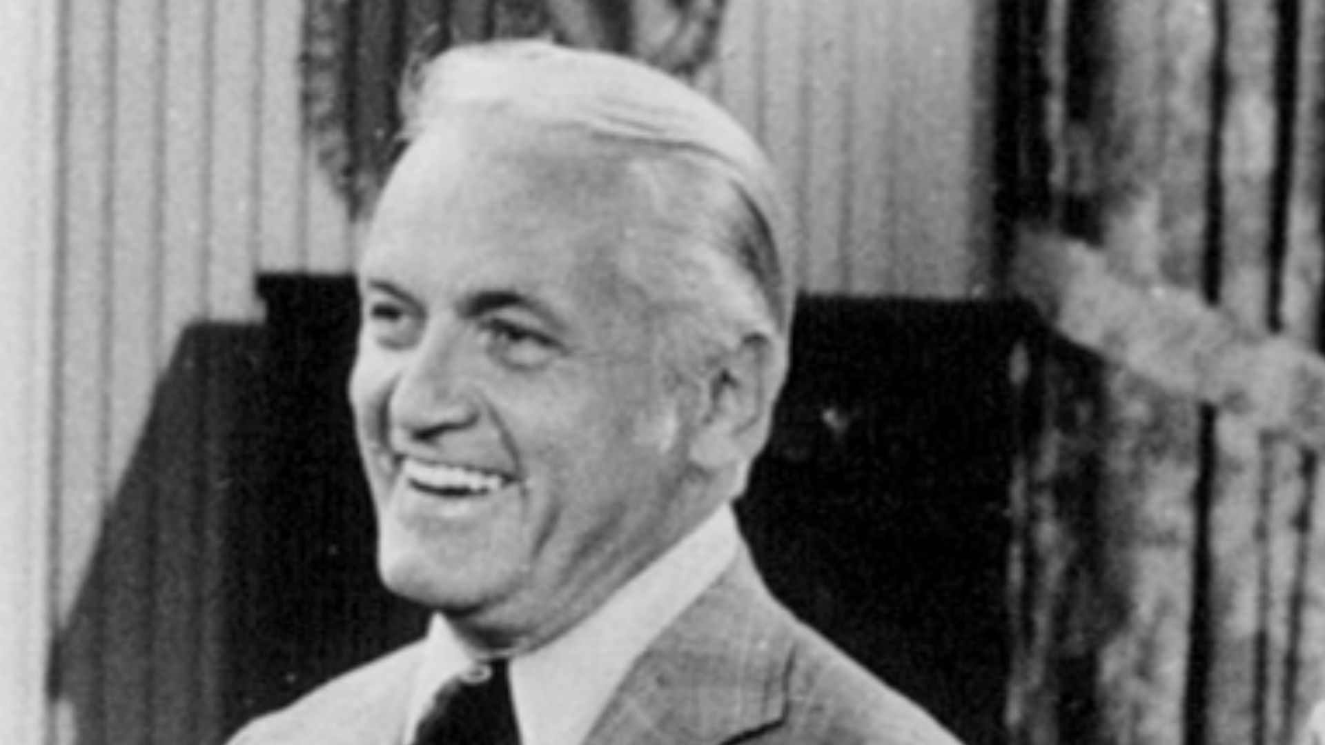 Publicity photo of Ted Knight, Cloris Leachman, Mary Tyler Moore and Valerie Harper from The Mary Tyler Moore Show. In this episode, Phyllis talks Ted into running for local public office.